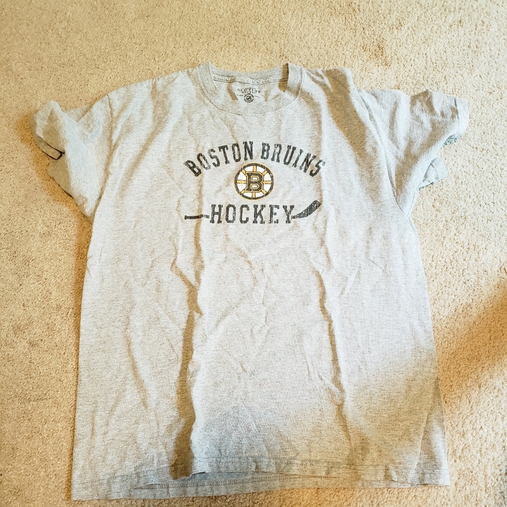 Distressed Boston Bruin Tshirt